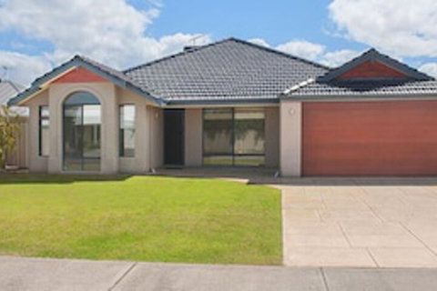 Lifes A Beach - VIC Tourism 0