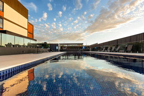 4 Bedroom Luxury City Penthouse Apartment - VIC Tourism 2