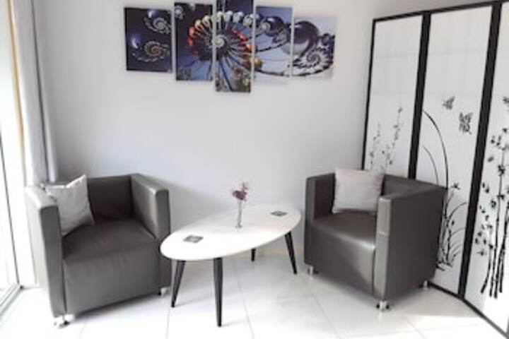 Bentley Park QLD VIC Tourism