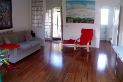 Charles Rooms Guesthouse - VIC Tourism 1