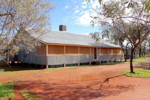 Gundabooka Cottages - Campsite - VIC Tourism 0