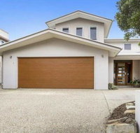 Malibu House on Salt Village Beach
