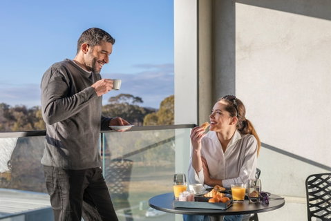 Deco Hotel - VIC Tourism 0