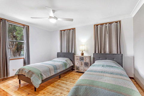 Cromarty Crescent 12 - VIC Tourism 2