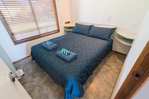 Edithburgh Caravan Park - VIC Tourism 6