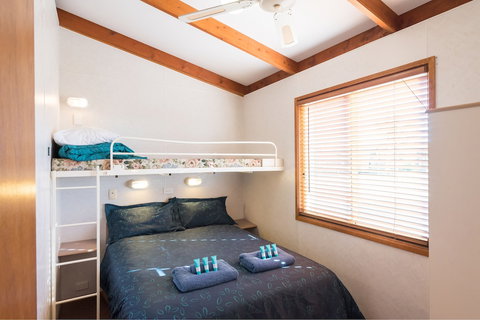 Edithburgh Caravan Park - VIC Tourism 2