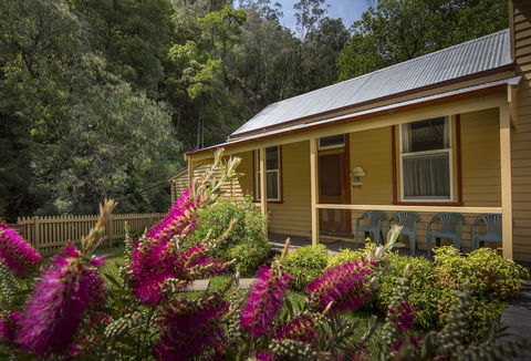 Creek Cottage - VIC Tourism 0