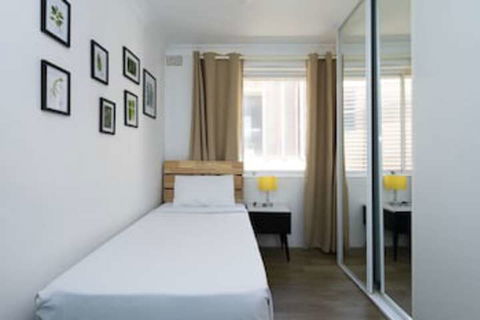 Manly Beachfront Apartment - VIC Tourism 0