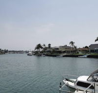 Serviced Waterfront Whole Villa - VIC Tourism