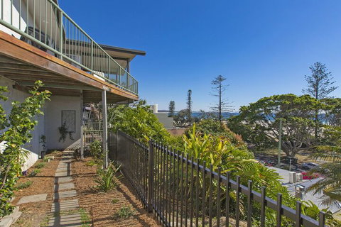 Sea Spray On Hungerford - VIC Tourism 1