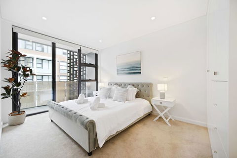 Brand New Ultra Luxe Apt Next To Central CBD - VIC Tourism 5