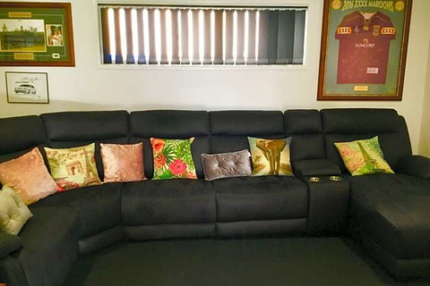 Yandina House - VIC Tourism 5