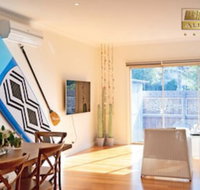 AUJOY 4 Bed Townhouse Glen Waverley
