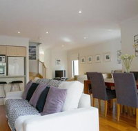 Sea Pup - VIC Tourism