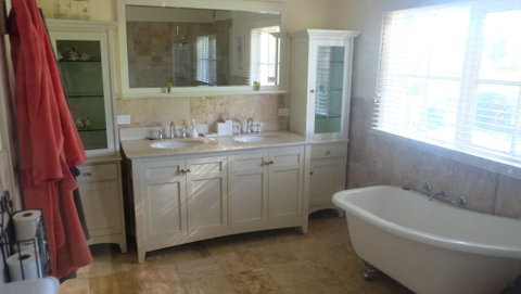 Yea Woodduck Cottage - VIC Tourism 5