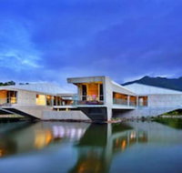 Alkira Award Winning Luxury Holiday Home - VIC Tourism