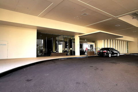 L7 Surfers Paradise Apartment - VIC Tourism 3