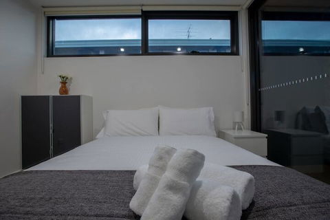 106 Modern Prestige 3 Storey New Establishment - VIC Tourism 3
