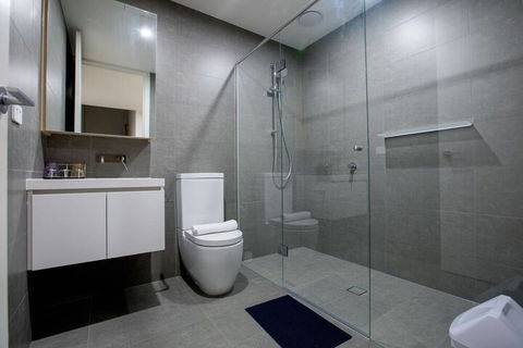 106 Modern Prestige 3 Storey New Establishment - VIC Tourism 6