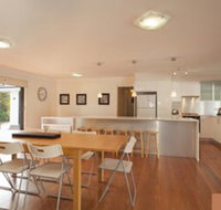 Hibiscus House Sawtell NSW - VIC Tourism