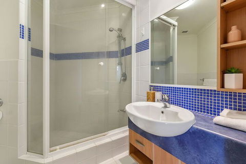BEACH BLISS LUXURIOUS APARTMENT With POOL - VIC Tourism 2