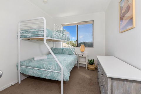 BEACH BLISS LUXURIOUS APARTMENT With POOL - VIC Tourism 6