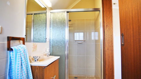 Getaway On Garden Free Wifi PET Friendly - VIC Tourism 5