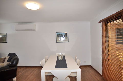 Palm Waters 4 PET Friendly - VIC Tourism 4