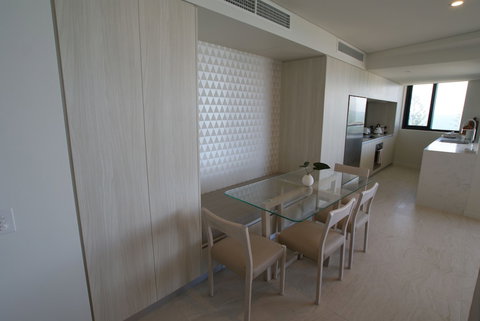 Breeze Apartment 801 - VIC Tourism 3