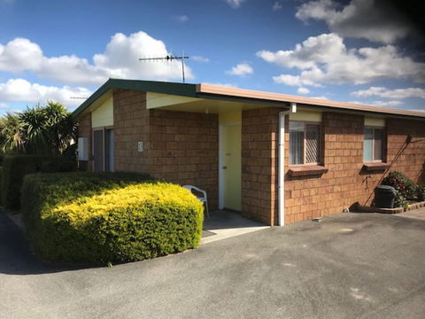 Kellraine Holiday Units - VIC Tourism 0