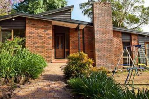 Minimbah Farm Cottages Family Farmstay Choose From 2 & 3 Bedroom Cottages & 6 Bedroom House - VIC Tourism 3