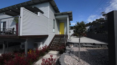 Stylish Holiday Unit - VIC Tourism 5