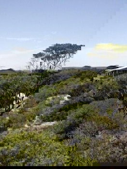 Lantauanan - VIC Tourism 1