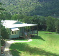 Singletons Retreat - VIC Tourism