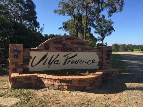 Villa Provence - VIC Tourism 1