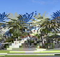 Sandcastles on the Broadwater