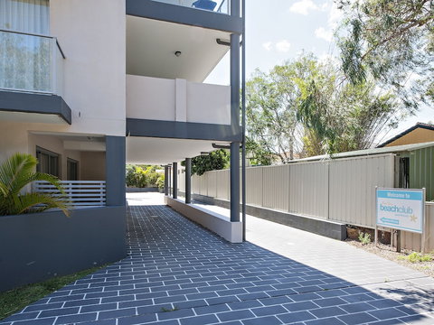 Shoal Bay Beachclub Apartments - VIC Tourism 3