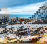 Oaks Gold Coast Calypso Plaza Suites - VIC Tourism