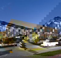 The Glen Hotel  Suites - VIC Tourism