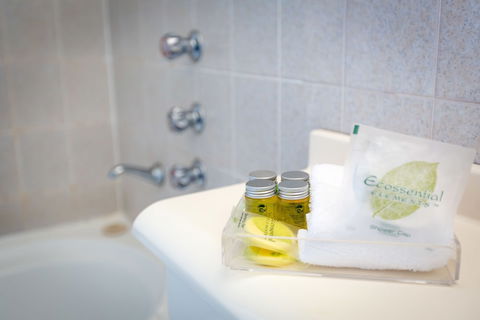 Abcot Inn - VIC Tourism 6