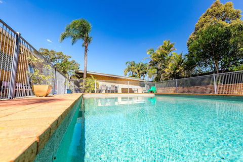 Abcot Inn - VIC Tourism 3