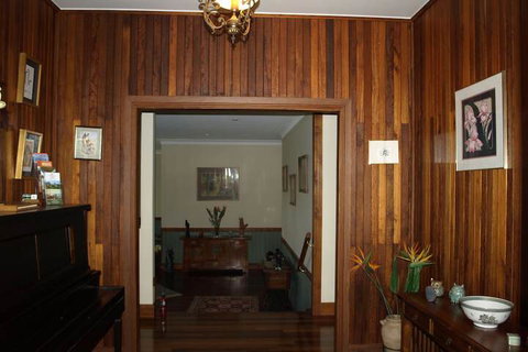 Amamoor Lodge - VIC Tourism 3