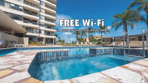 Southern Cross Beachfront Holiday Apartments - VIC Tourism 3