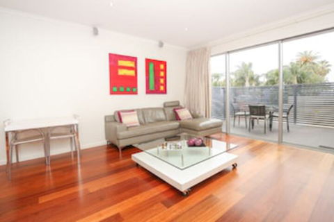 Indulge Apartments Langtree - VIC Tourism 0