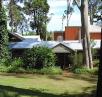 Clarendon Chalets - VIC Tourism