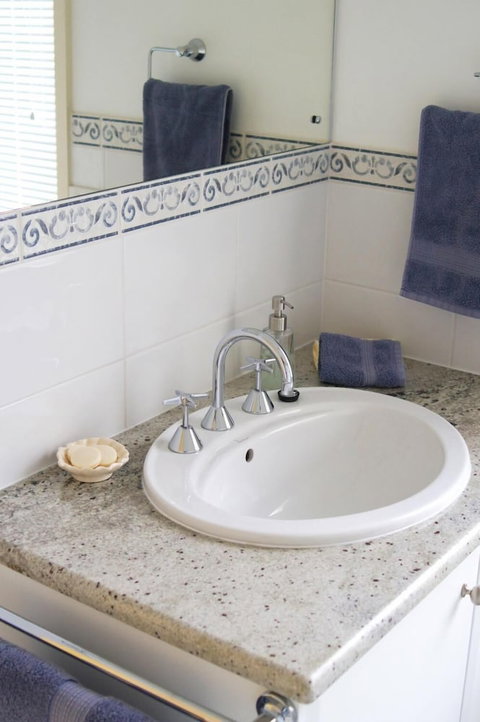 Lindsays Of Kangaroo Island - VIC Tourism 6