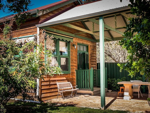 Peppercorns Bed And Breakfast - VIC Tourism 0