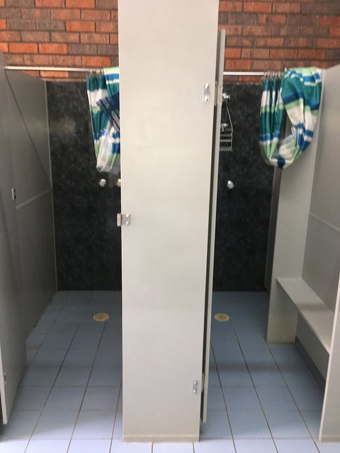 Warrnambool Beach Backpackers - VIC Tourism 4