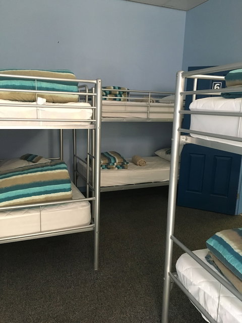 Warrnambool Beach Backpackers - VIC Tourism 6