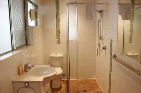 A Beautiful Flat - VIC Tourism 4